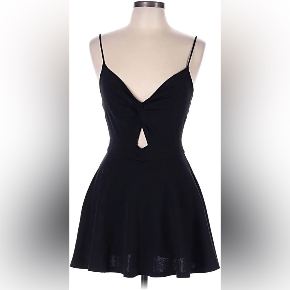 NWT Windsor black sweetheart romper with cutout